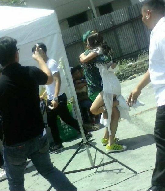 DevoteesCAVITE's tweet photo. .@bernardokath looking so sweet and cute as always. (c) #KathNielASAPAllStarSummer https://t.co/MSfgCqVJYM