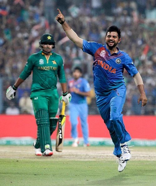 MSDsuperfan's tweet photo. We Support you. @ImRaina #SupportRaina https://t.co/AMnjja1sSn