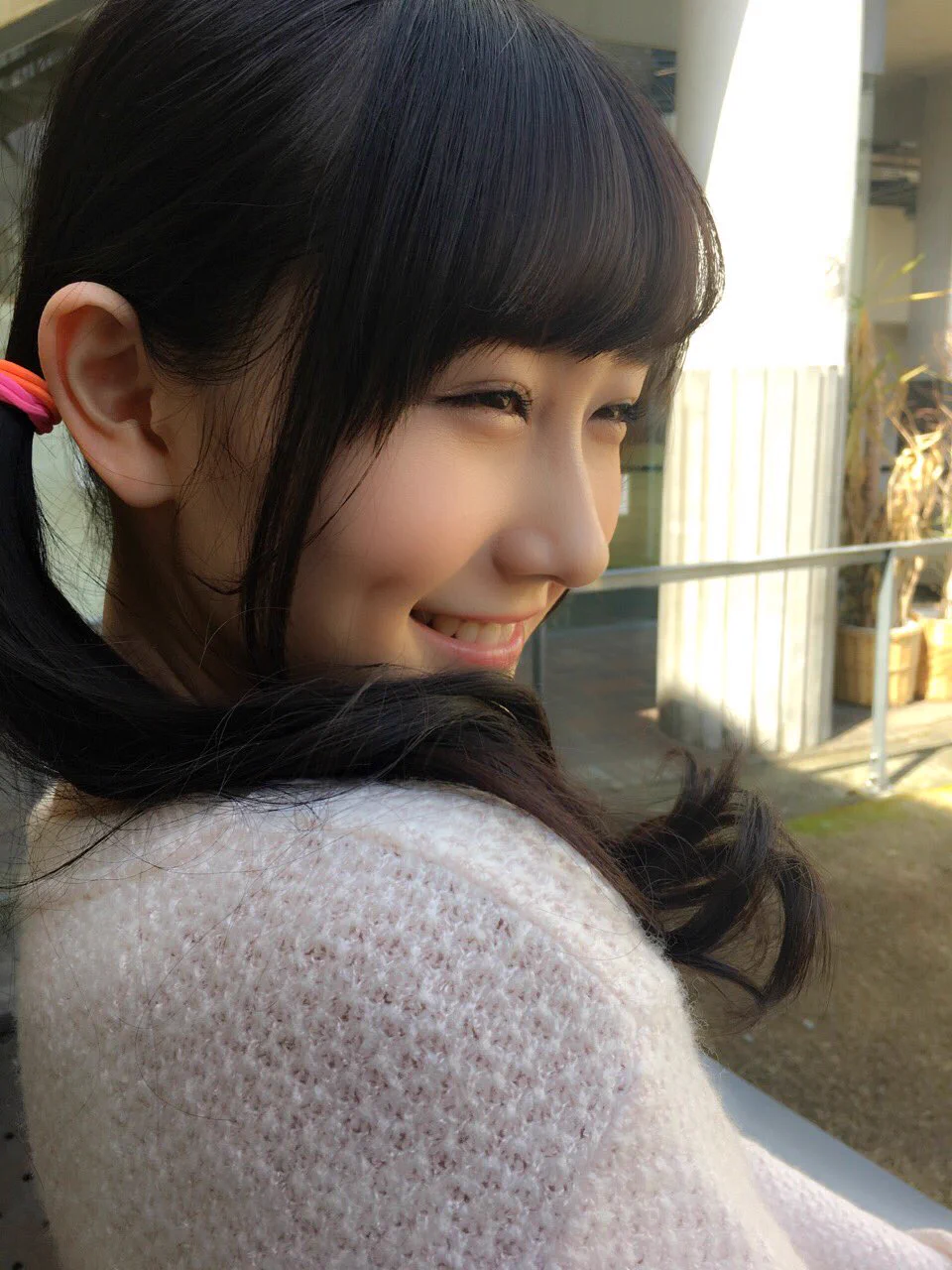 これこそが見返り美人♥この娘からもう目が離せない♥♥