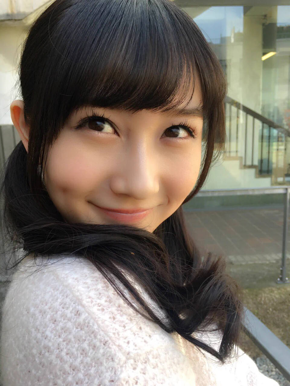 これこそが見返り美人♥この娘からもう目が離せない♥♥