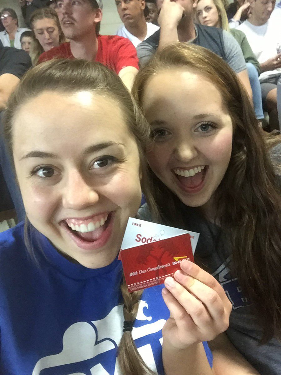 snapplechapple's tweet photo. Love love love #byumb and free things https://t.co/jqFquIYUdO