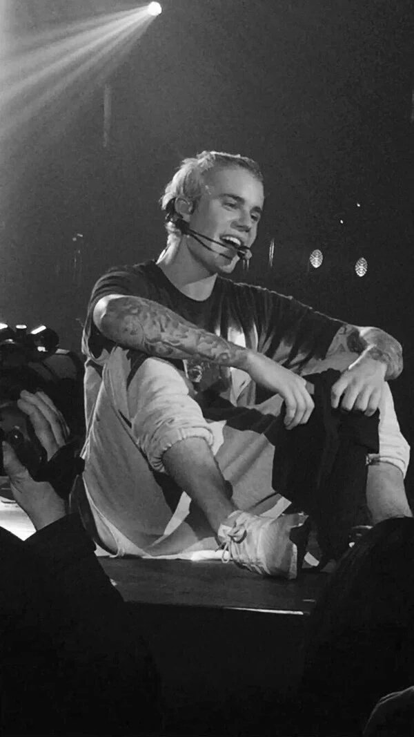 welikerauhl's tweet photo. #JFCJustinBieber https://t.co/0I25OIcQS6