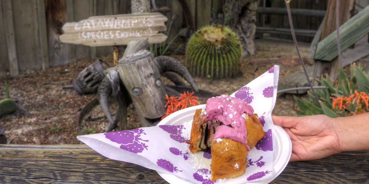 knotts's tweet image. @Park_Journey @KBFCatawampus The Catawampus loves the #FunStick, but the #FunBun is his true love ...