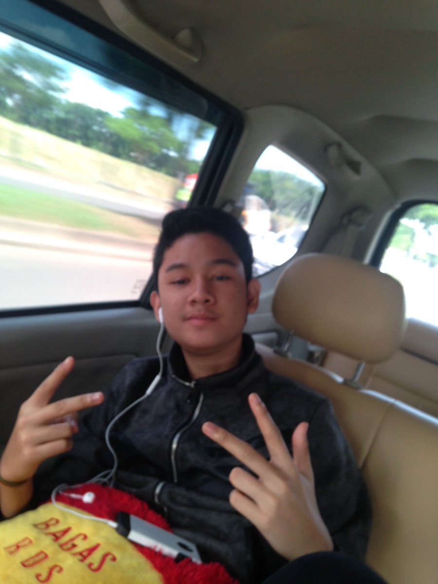 bagasrds's tweet photo. Holiday? Jalan jalan yuk, hari ini aku mau jalan sama @papa_abc @ikbalgiri #wakyus. Kalau kalian kemana nih? Share y https://t.co/a6Hrjbb5LO