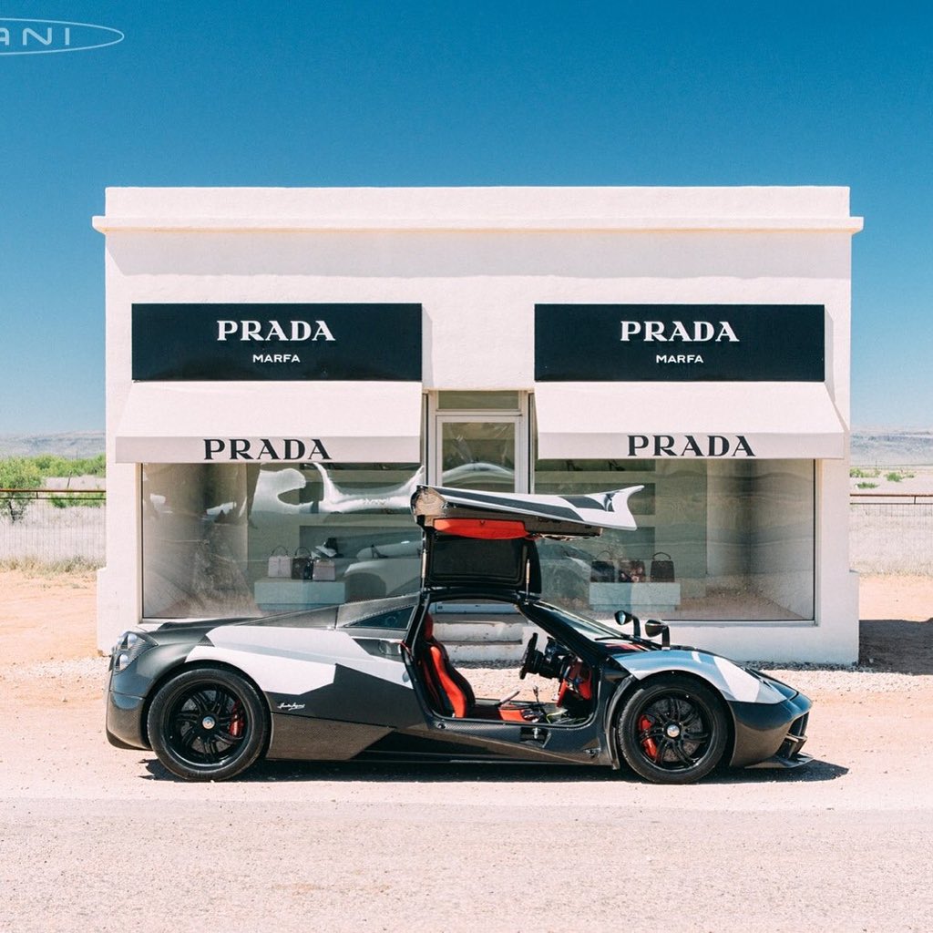 SebasGDL's tweet image. #Zondapagani #prada