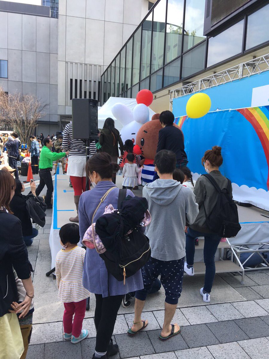 ふうせんいぬティニー 公式 さんのツイート ふうせんいぬティニー やまもりふうせんショー 今日は無事開催できました 握手会も好評です T Co D7oijecnzp