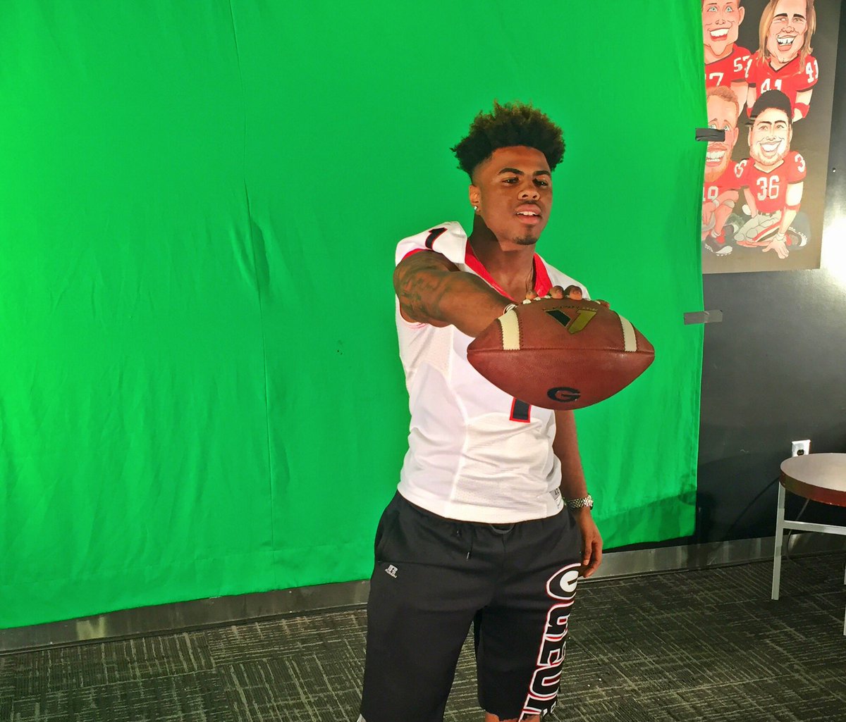 jamy0602's tweet photo. Had a great time watching them Dawgs today 🐶🐶🐶🐶🐶💯💯
#Godawgs https://t.co/XFOTyaHd1v
