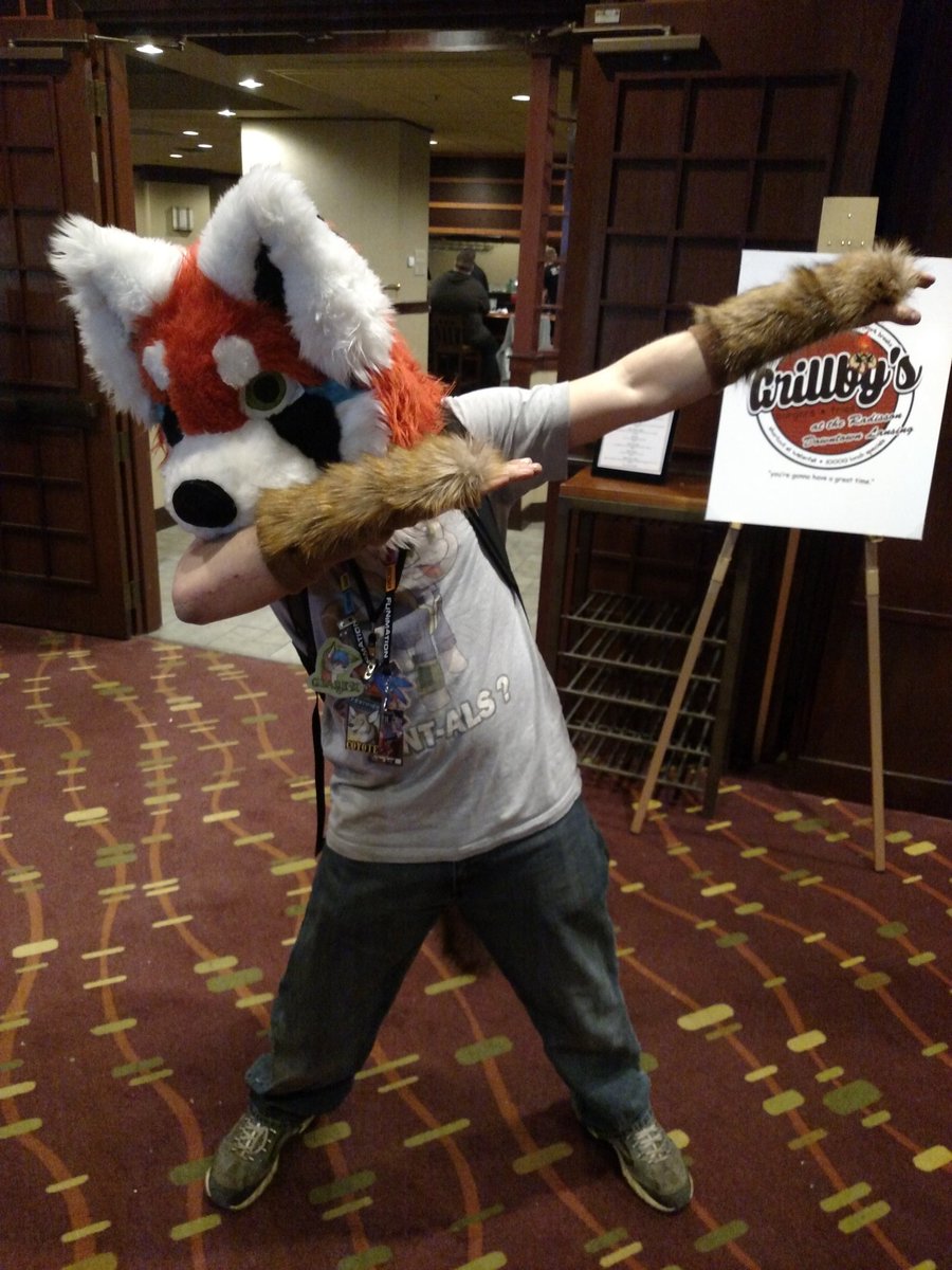 Zyrian150's tweet photo. #dab #DabOnEm #furry #daboclock #DabToAnything2016 #dabwaha #dablikecam #dabbang #shitpost https://t.co/v1TWsfJLkK