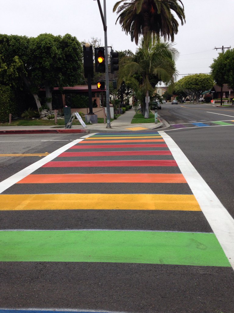 Long Beach really spiffed up the crosswalks for #beachstreets.