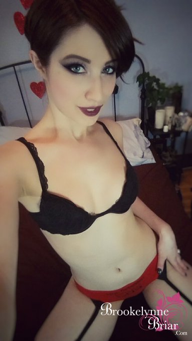 On #MyFreeCams!  Get your raffle tixs to win a skype playdate w/ my intereactive toy: https://t.co/yFYP9D8giU<a href="/tag/myfreecams"class="tags">#MyFreeCams</a><a href="/tag/tmblr"class="tags"><span>#tmblr</span></a>