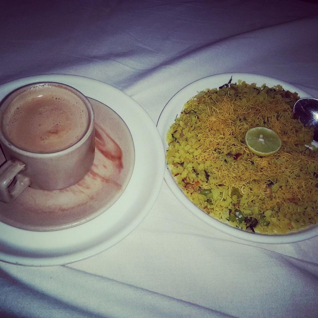 AnchorAmla's tweet image. Nt doin Favouritism,when i listen to our #National_Anthem i think its d best; its powerful,directly touches my ❤