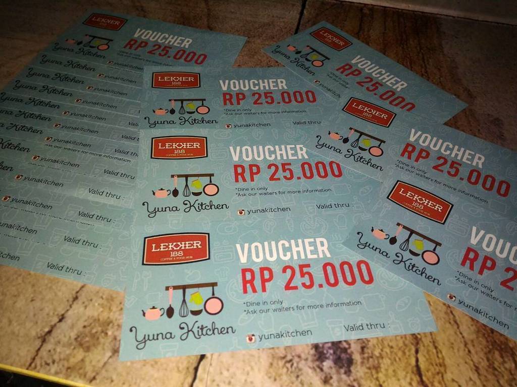 #Instagram @infobandungkuliner > Wow...tgl 8 maret hari perempuan sedunia, Ayo siapa yg mau merapat ke @yunakitchen…