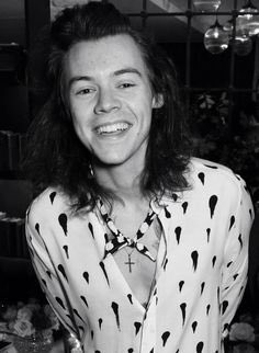 LlGHTZUP's tweet photo. @Harry_Styles Thank you ❤️ https://t.co/kcBf4Y9Edp