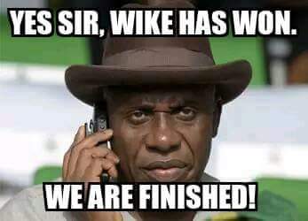 tatafoph's tweet photo. When Ameachi heard #SupremeCourt verdict and he was at Rumuola junction. #LifeInPH https://t.co/SaSMVmCclL