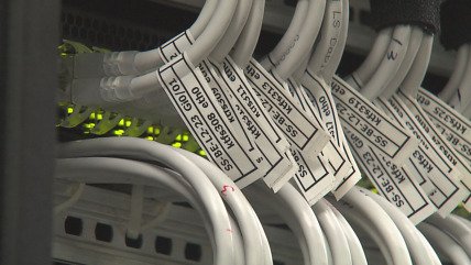 테러방지법 직권상정에 연 이은
 SNS통제법(사이버테러법) 직권상정요청한다는 새누리당. 

눈가리고  입막고 창살없는 감옥으로
국민을  몰아 넣는구나

박근혜 폭력무능정권이 천년 만년 간다더냐?