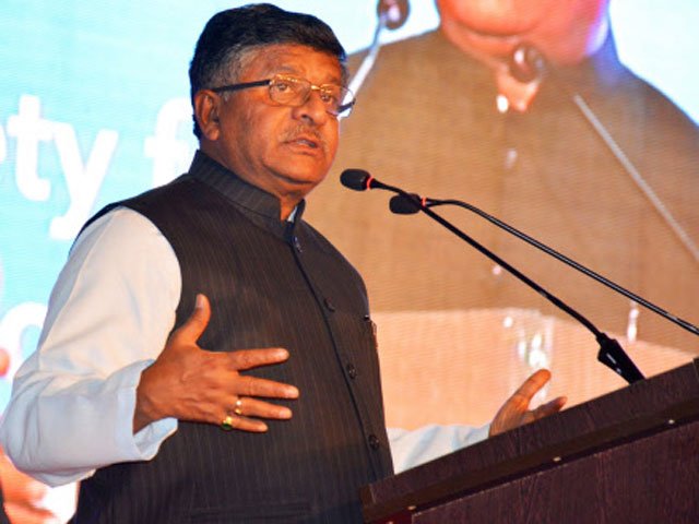 Economic Times tweet media