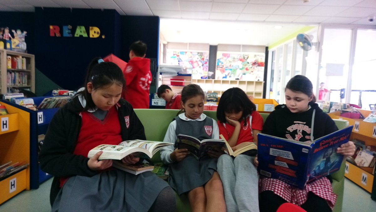 ron_milne's tweet photo. Engaging with literature at the library this afternoon @emailsiska  #TISMacao https://t.co/OJOWddhYbL
