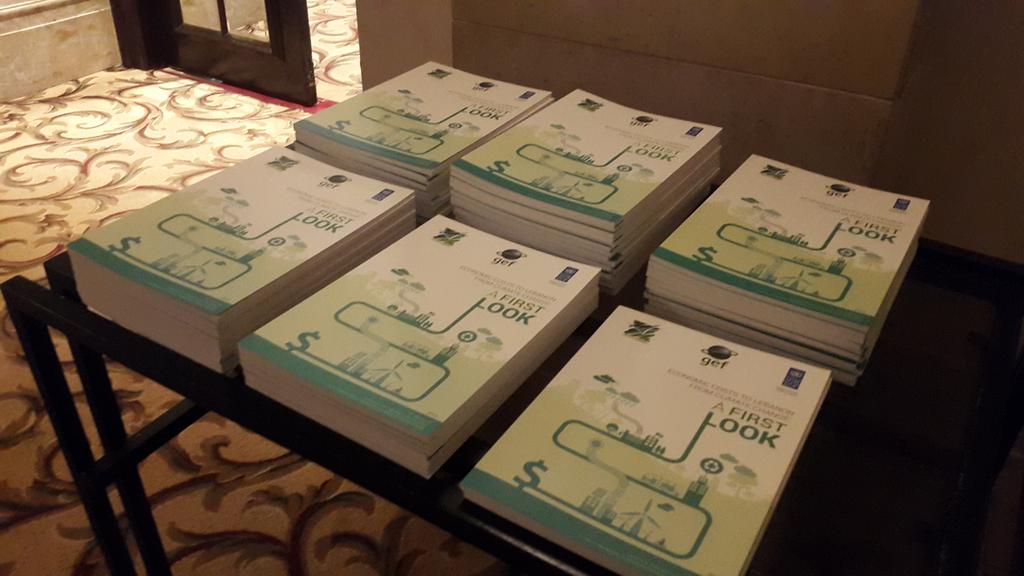 climatechangelb's tweet photo. Today's the big day.We're launching our report on Economic Costs of #climatechange in Lebanon.Have u picked ur copy? https://t.co/ngyYcObKrH