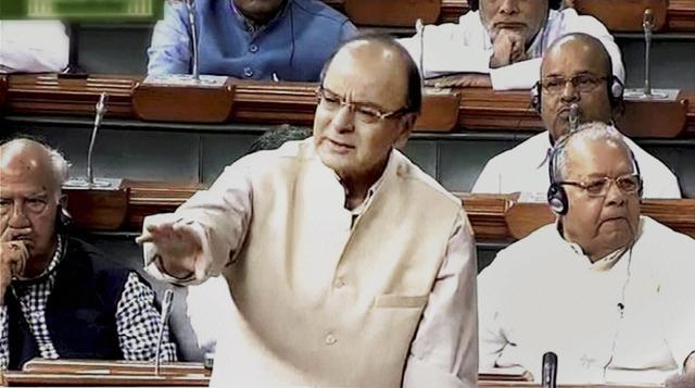 htTweets's tweet photo. FM @arunjaitley rolls back proposal to tax #EPF withdrawals https://t.co/Q19WRN5Ckc https://t.co/YD8fzihJbi