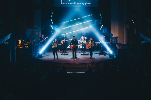alphacourseuk's tweet photo. Last month we gathered together to dream big at #RunAlpha16 . How are you going to impact your world this week? https://t.co/va1smBatJS