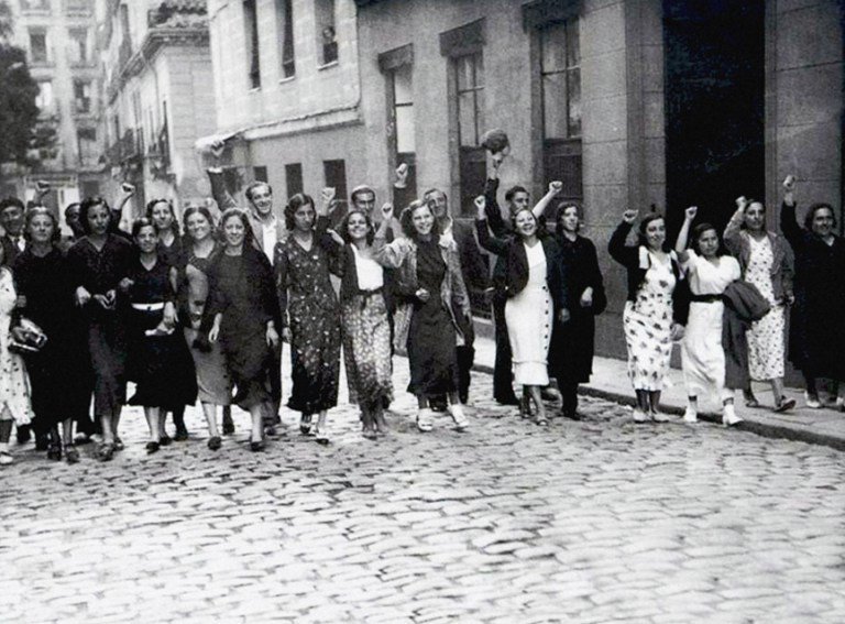 70 películas sobre la situación de la mujer en el mundo unitedexplanations.org/2014/03/09/un-… #DíaInternacionalDeLaMujer
