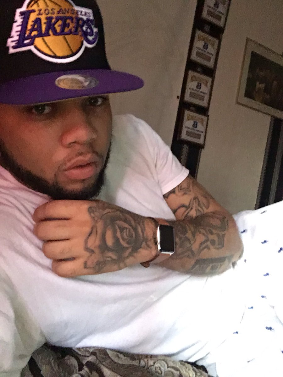 devin_tillman's tweet photo. 🙄🤔 https://t.co/sJWDphgSqr