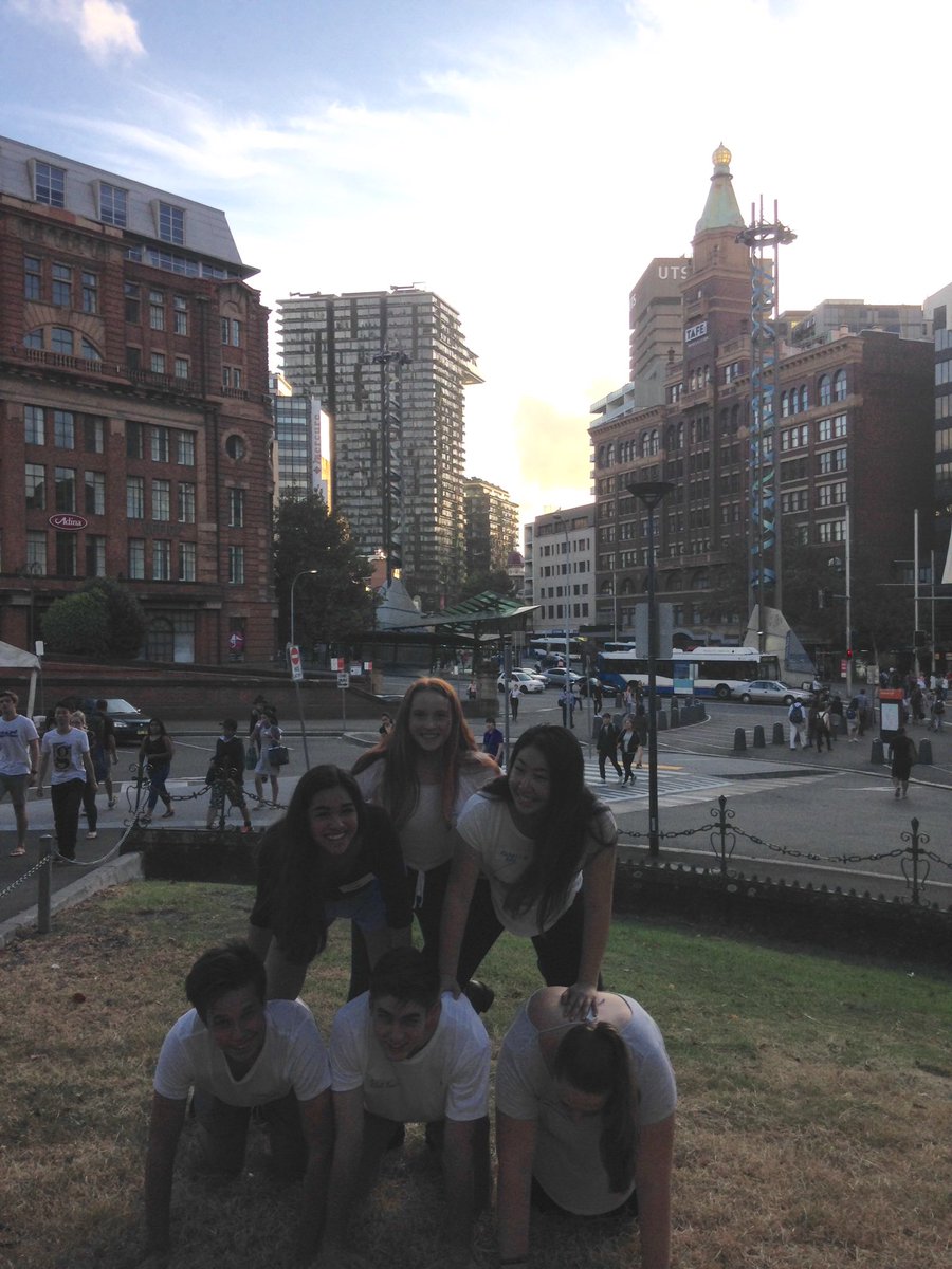 Pippy_the_Hippy's tweet photo. @BCIIConnect pyramidish #BCIIscavhunt2016
#ChocolateDumplings https://t.co/I5esA7v7IS