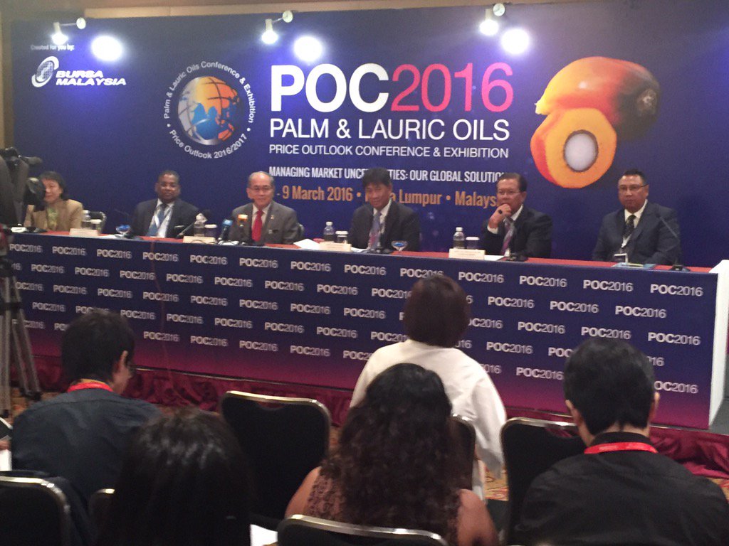 BursaBullsEye's tweet photo. Palm and Lauric Oil Conference 2016 - #bursamalaysia #bebursa #palmoil #poc2016 https://t.co/D8GcP3jL7L