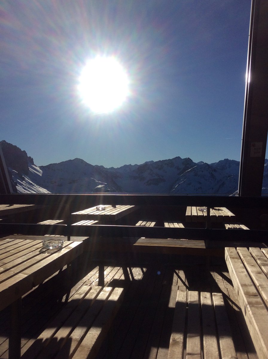 Axamer_ski tweet picture