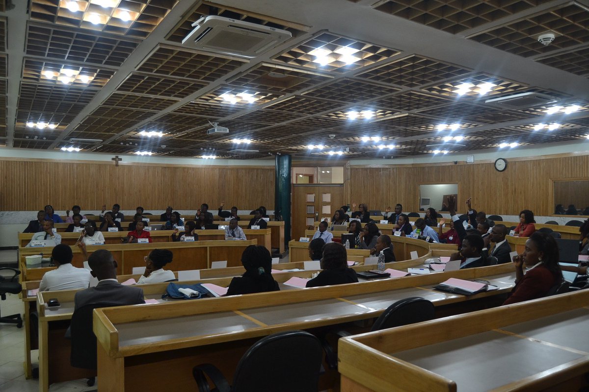 JANigeria's tweet image. Currently @LBSNigeria #ViMP2016 @Accenture @AfricanCapitalAlliance