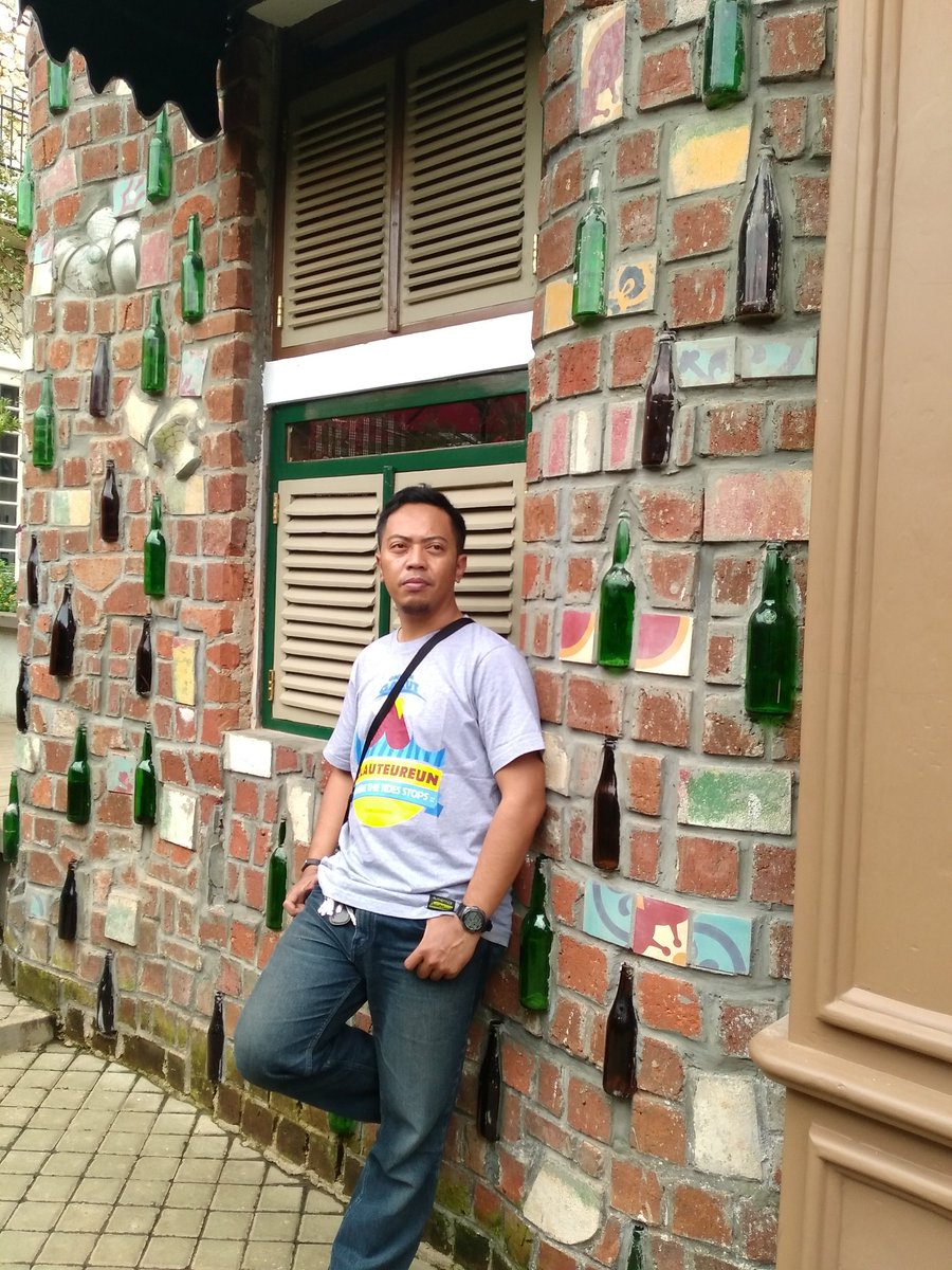 tpoolcell's tweet photo. @HisenseID @GontaGantiHaPe  @GuratGarut  #Pureshot #Farmhouse https://t.co/xiB5KuoQjD