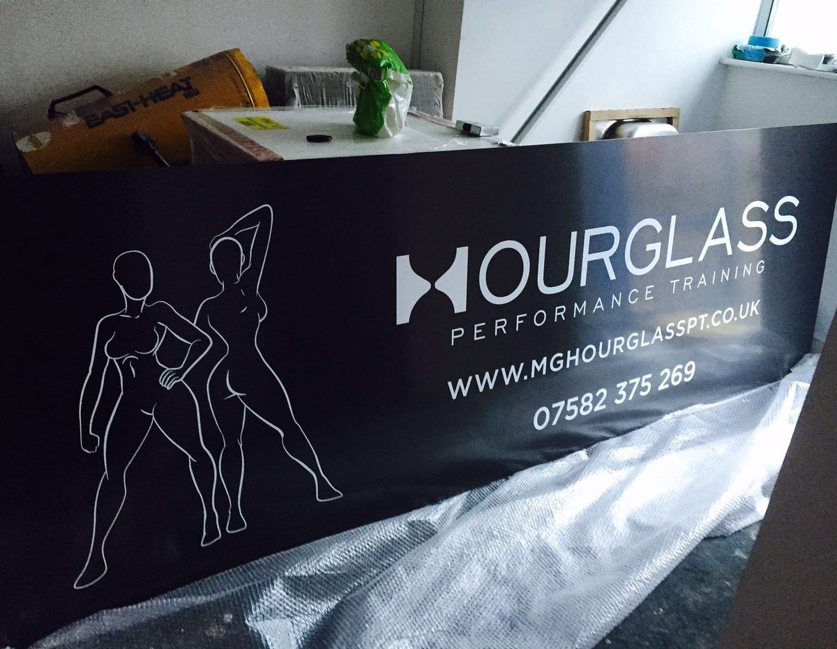 MartineG24's tweet photo. Signs go up today @amandar1971 @PrincessKelly89 @ohokaydeanna @shellwellies @travisgirl417 @jannene83 @Lolly67x https://t.co/UoqOfQ4nGn