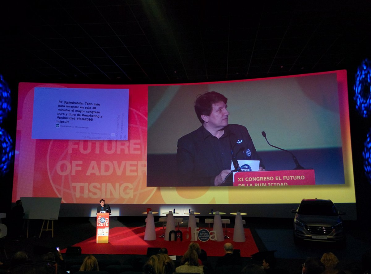 rauljuanmoreno's tweet photo. En el #FOA2016 con @anagosalvez https://t.co/mSbN12fUgF