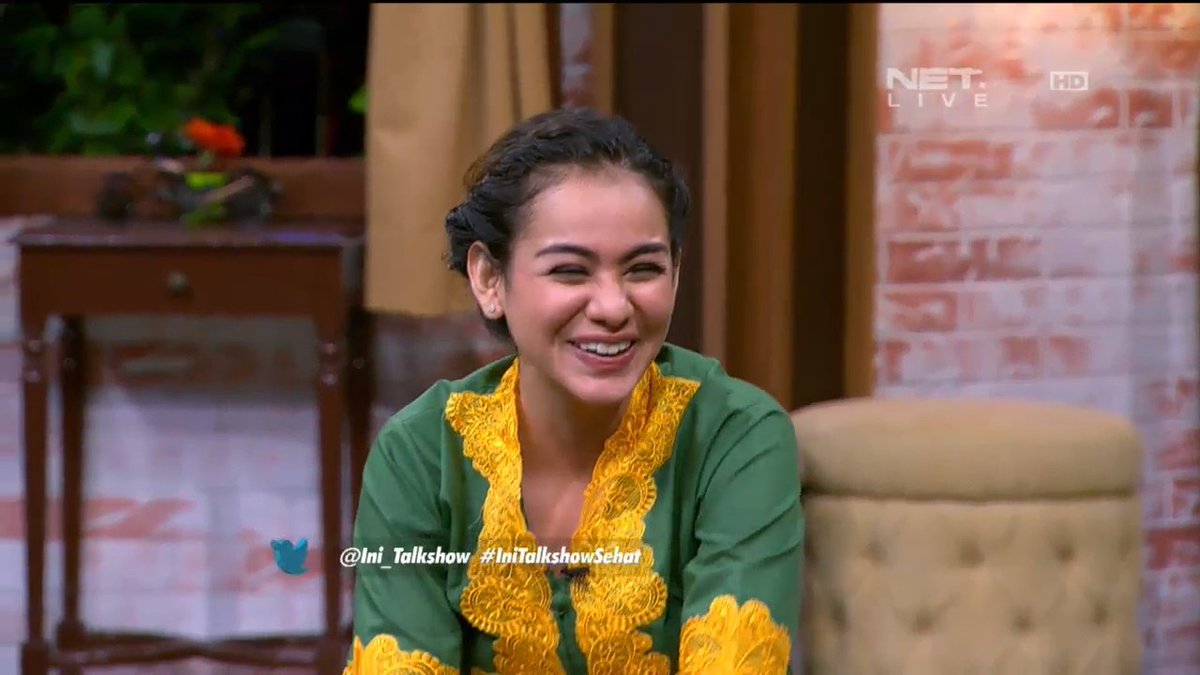 ulfa_prikitiw's tweet photo. neng @sahilata senyum dan tawamu manis bangettt @Ini_Talkshow #IniTalkshowSehat https://t.co/qB5bD0jJip