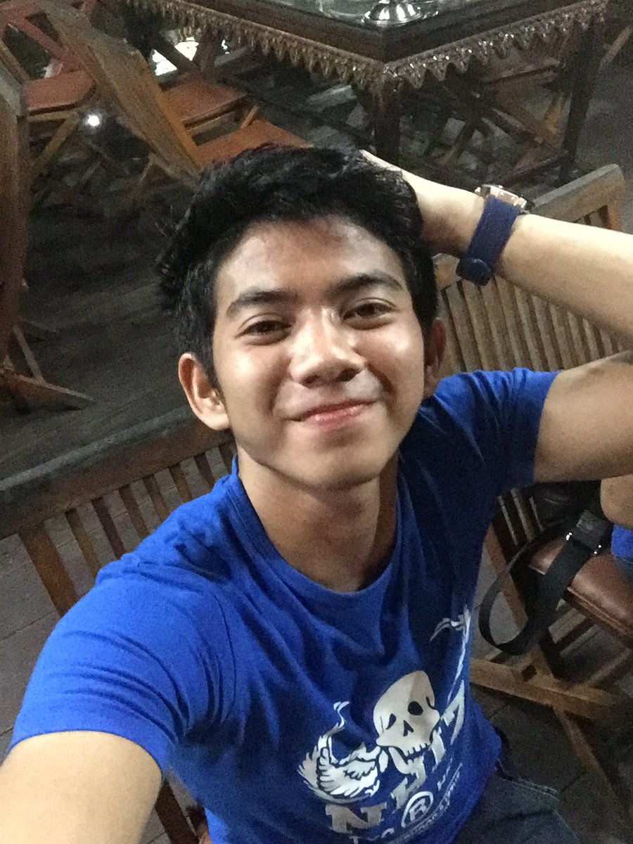 Kenyang bngett siap mkan heheh😘berasa makan dirumah sendiri 😘😘mkananny😘😢Alhmdulillhh 
RIZKIRIDHO DI PALEMBANG