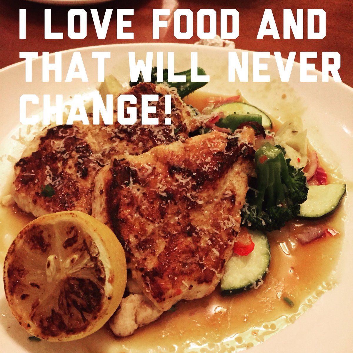 I love food and that will never change!! #foodlovers #foodphotography #yummychicken #veggies #ilovemyfood #foodlover