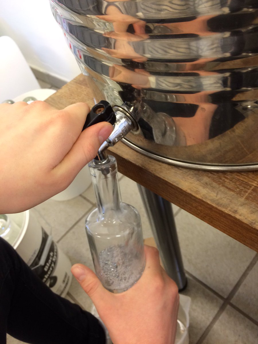 vierakvavit's tweet photo. It's official - we are on Twitter and our first batch is almost ready! #vierakvavit #Aquavit #smallbatch https://t.co/i4IRw6KmWX