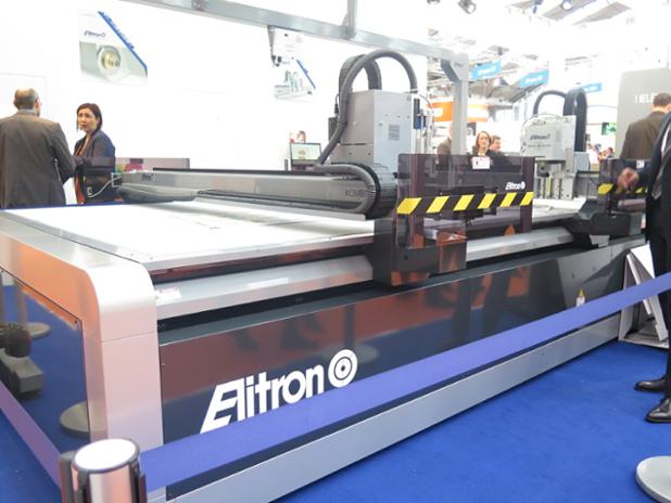 italiapub's tweet photo. #KomboTH and #Heleva by @ElitronIPM are made to increase the productivity of wide format #printers #FESPADigital2016 https://t.co/mcGPEdUQTM