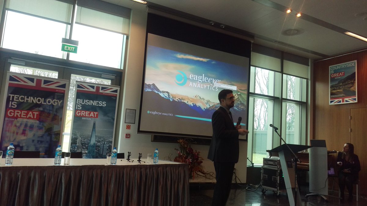 BlackPearlsVC's tweet photo. UK-Polish #fintech seminar in British Embassy in @ewarsaw #starups #fintechwarsaw #finance https://t.co/gvi3hdtCRe