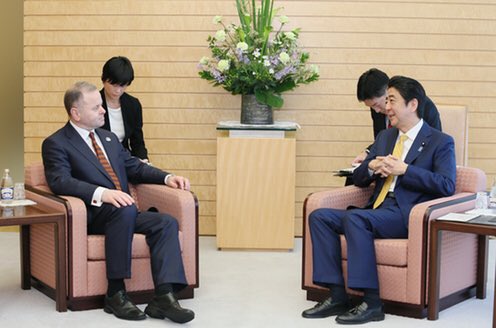 KenkoSone's tweet image. PM Abe received courtesy call from HE Mr. Thommessen, President of the #Storting of the Kingdom of #Norway.
