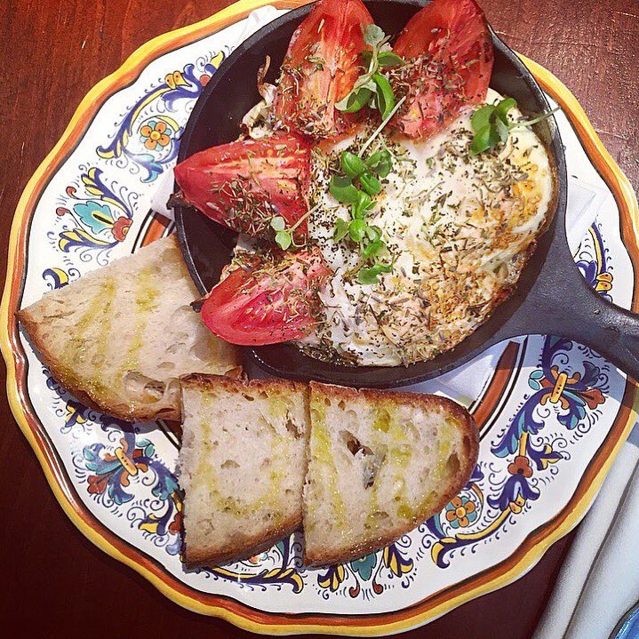 Dominique__NYC's tweet photo. Breakfast is not a spectator sport. Stop on in for some Eggs Provençal 📸: @dipsdines https://t.co/agZpS5qSxq