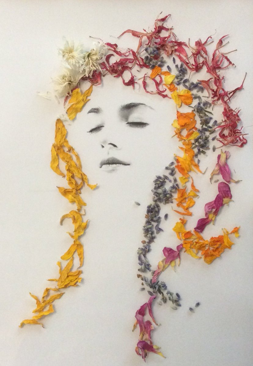 #auguri #FestaDellaDonna #primorestaurantinlecce per noi #tuttevoi #primedonne #fiorieduli