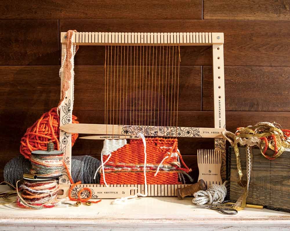 Prima_Marketing's tweet photo. #Prima #loomkit on Live with Prima today-3/8 11:00amPT here: https://t.co/ykPKqPhxBz #gallerywall #homedecor #yarn https://t.co/oR0wHAFMoz
