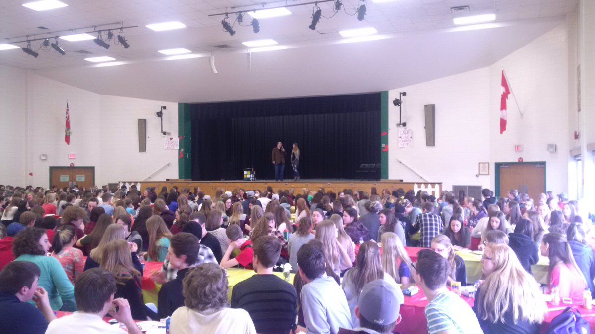 WOCarpeDiem's tweet image. Honour Roll Breakfast with @mentalartiste -thanks for the show! #learningtricks #mentalist