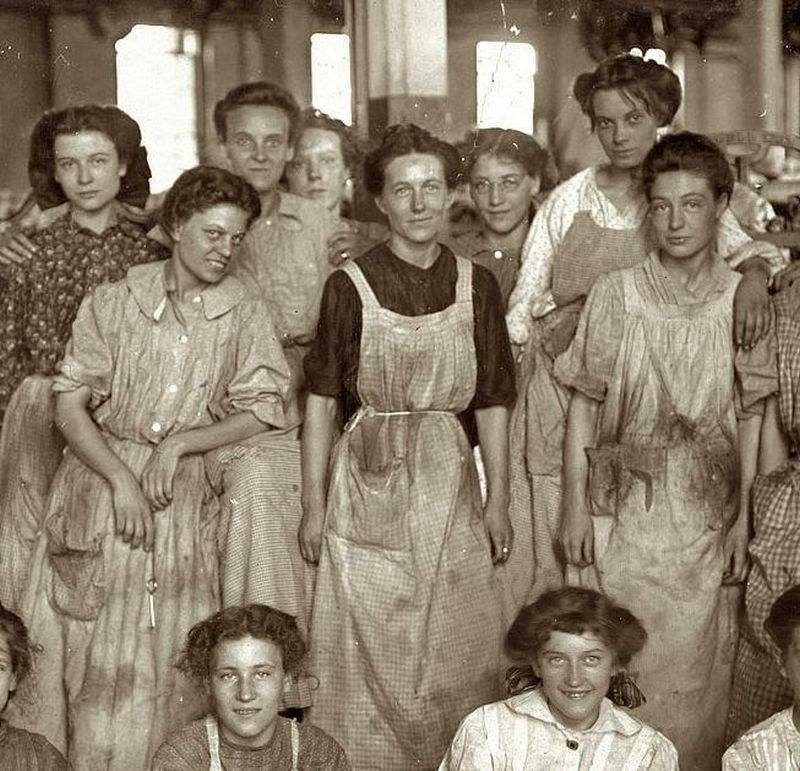 AraIntimates's tweet photo. Feliz dia !! Por aquèllas mujeres que lucharon y dejaron sus vidas por nuestros derechos !! https://t.co/mjaiokEIpf