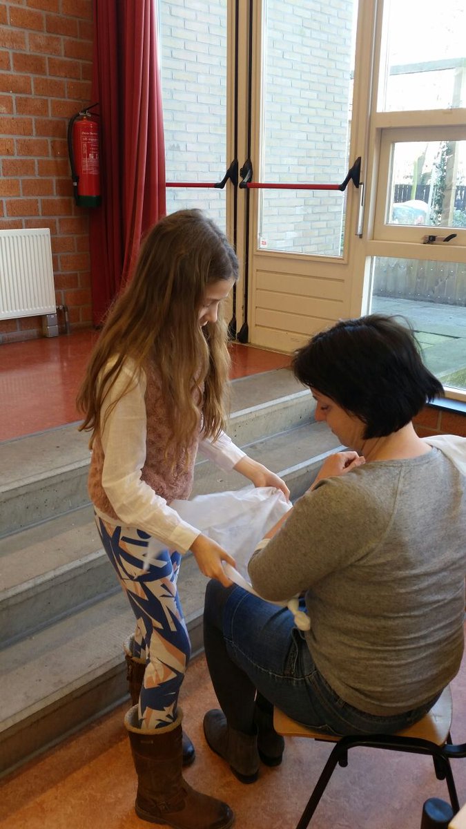 cbsdepoort's tweet photo. #EHBO iedereen geslaagd! https://t.co/W55uGxG27D