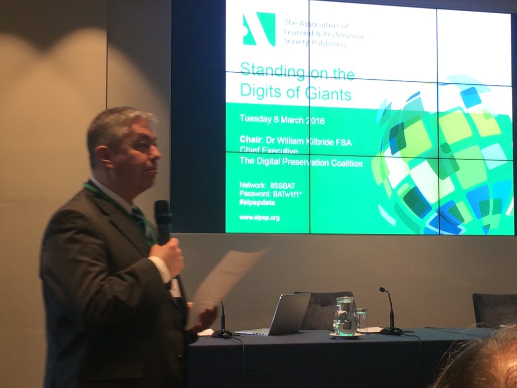 GlennCumiskey's tweet image. @WilliamKilbride opening up the #DPC #alpsdata conference