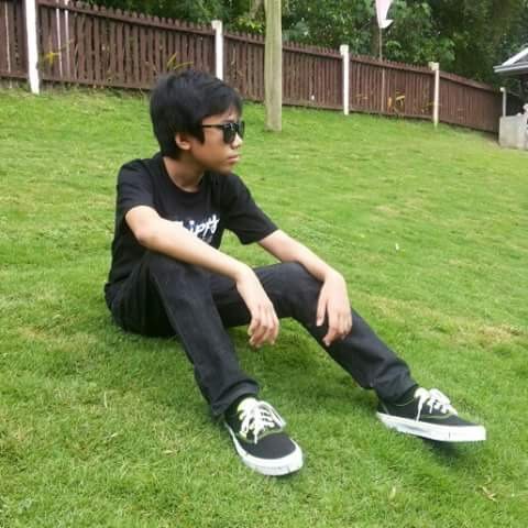 RhyleMaves02's tweet photo. Happy Birthday to you @JustinAndrew02, wish you all the best, more blessings! Cheery yo, Lad! God bless! https://t.co/bz7v2qFbt0