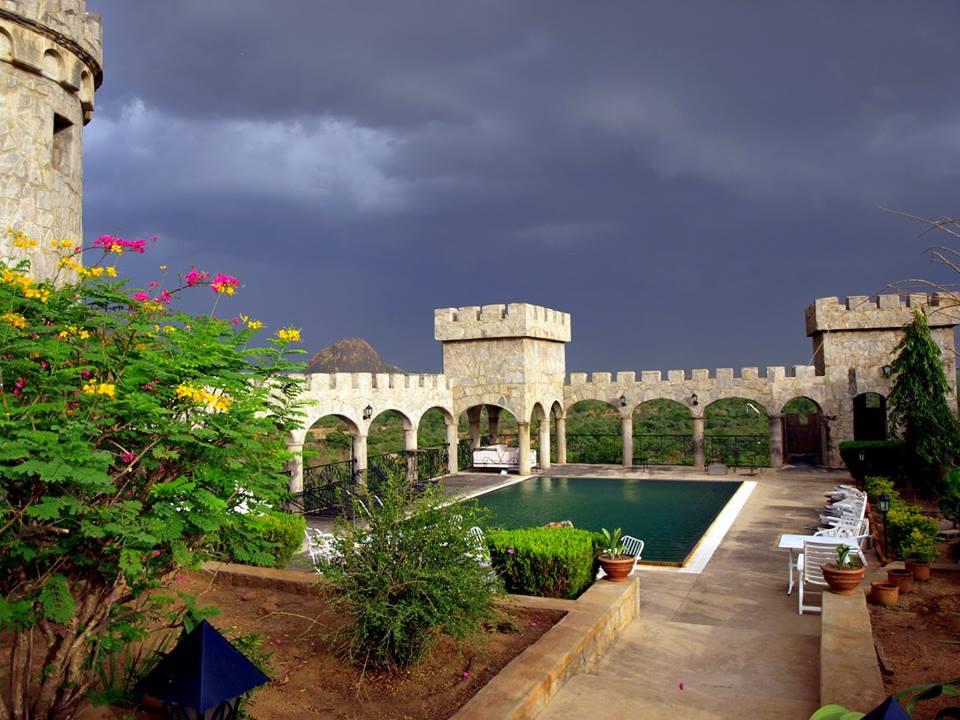 trafficbutter's tweet photo. PHOTO: Exploring #CreativeStructures made by man around the world:The Kajuru Castle (Kaduna,)
https://t.co/446zoTXnGu VIA @StyleArtFashion