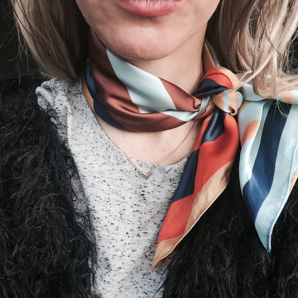 TheTrendIssue's tweet photo. #Details #scarf #newcollection #zara #finejewelry kisses😗 https://t.co/dcBQnTrjzq